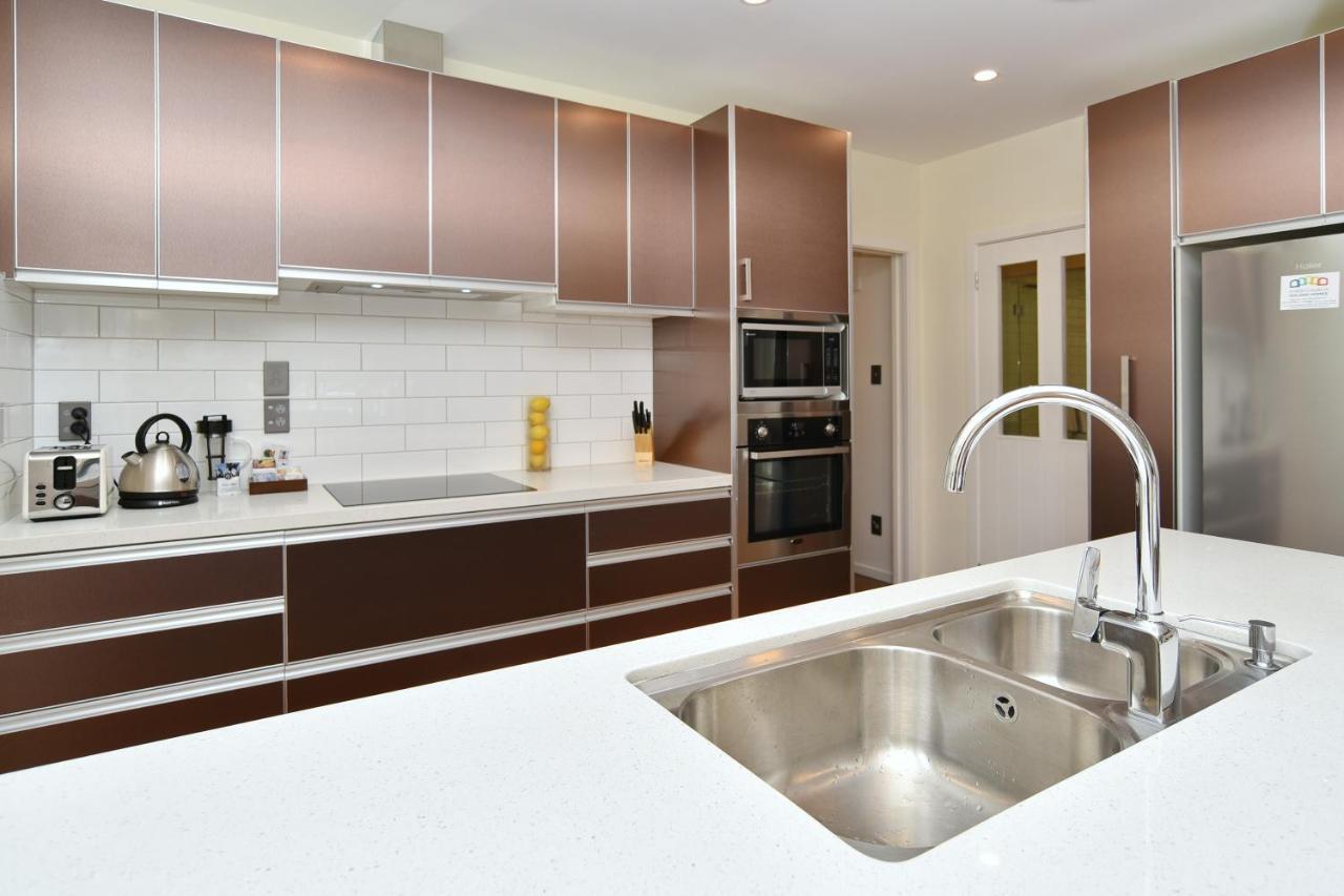 Clyde 106 - Christchurch Holiday Homes Ngoại thất bức ảnh